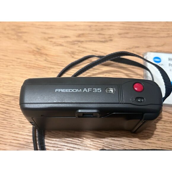 Minolta Freedom AF 35 Compact Point and Shoot 35mm Film Camera - Picture 6 of 8